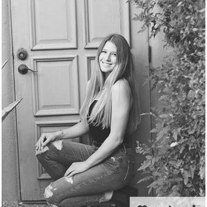 Meet your Posher, Macey